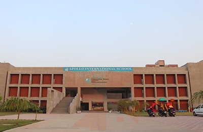Apollo International School